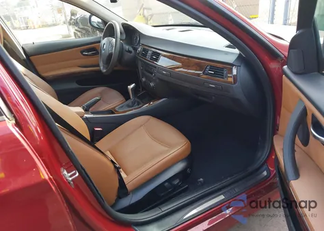 2011 BMW 328I z USA, uszkodzony, nr VIN WBAPH5C52BA998996